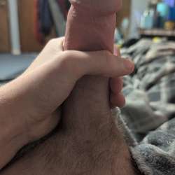 Hornyasf696